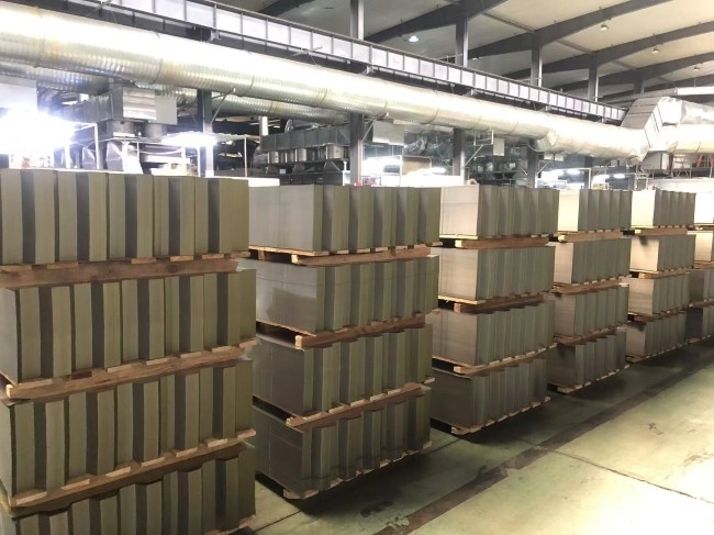 T2 MR SPCC Elektrolytische tinplaat Roestvrije heldere oppervlakte Scroll Cut SPTE / TFS