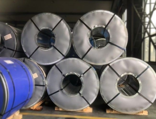 Elektrolytische tinplaat voor het maken van tinblikken met corrosiebestendigheid en niet-toxiciteit